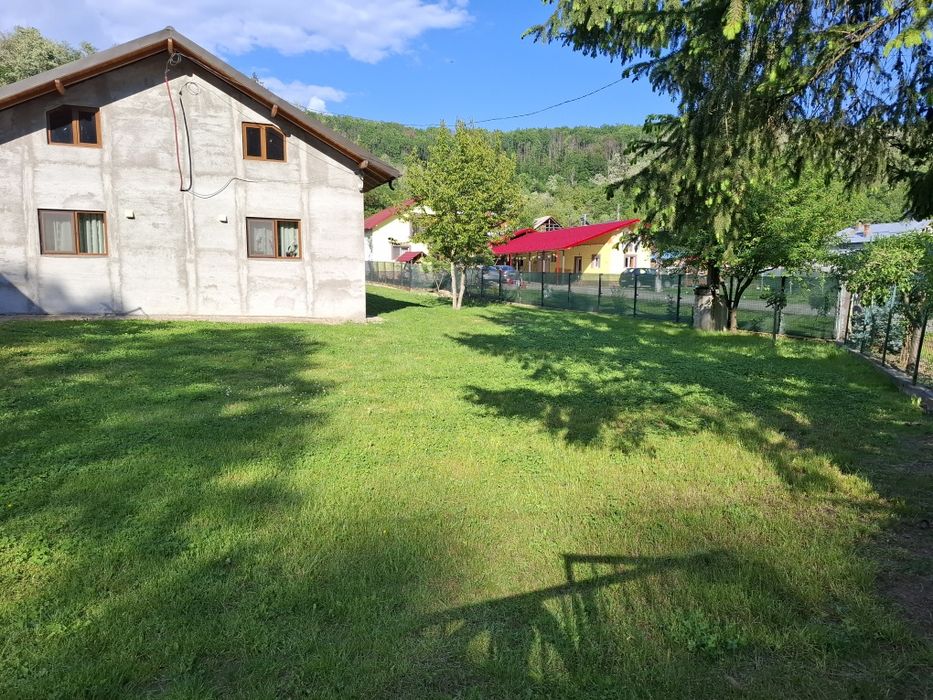 Casa in Babana la 15 km de Pitesti