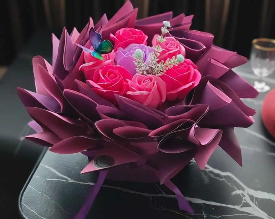 Buchetele trandafiri