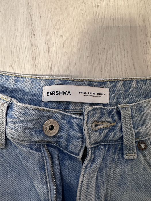 Къси дънки bershka