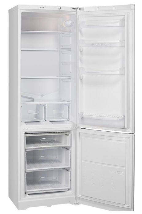 Двухкамерный холодильник Indesit, ES 18A, б/у, белый