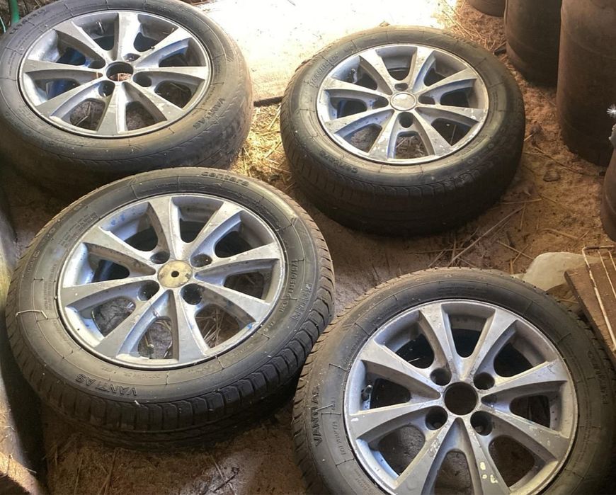 Продам резину с дисками