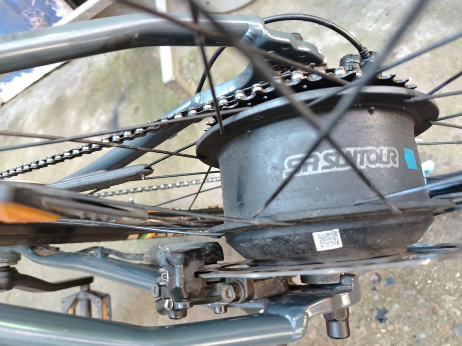 Vand bicicleta. Pretul este negociabil.