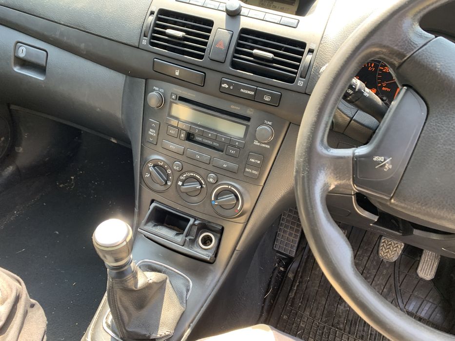 Piese toyota avensis t25 motor 2.2 150 cp 110 kw 2ad