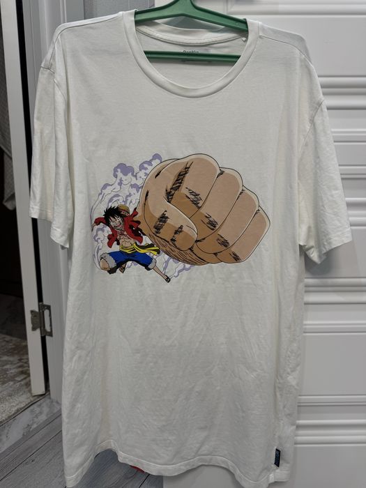 Футболка Bershka x One Piece