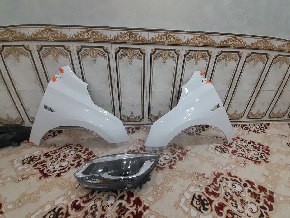 Onix ni radnoy krelolari oʻng va chap