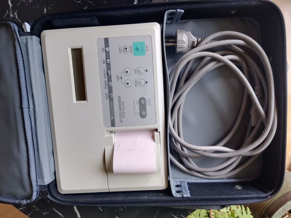 ЕКГ Апарат/ Eлектрокардиограф  FUKUDA DENSHI FCP-2155