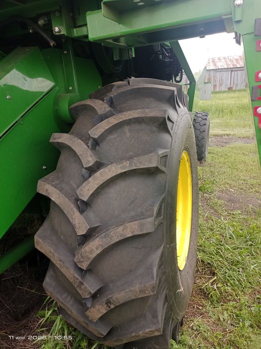 Продам комбайн Джон Дир (John Deere) W430