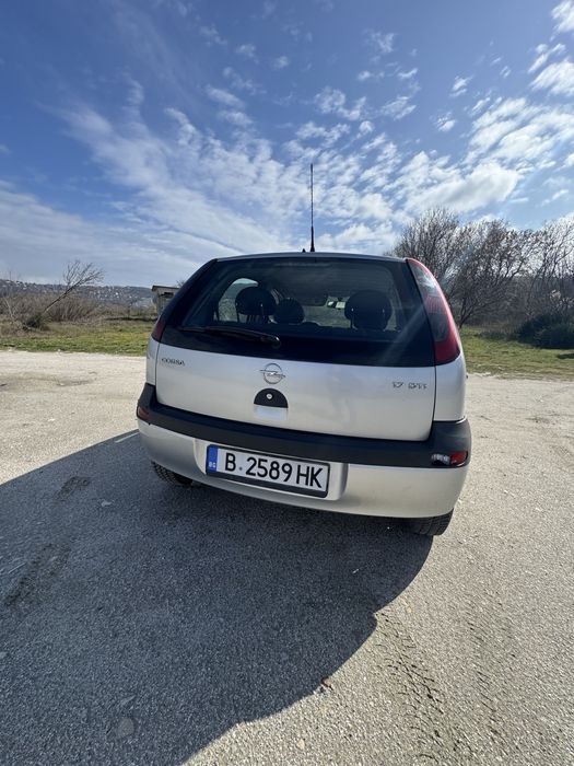 Опел корса 1.7 дизелов двигател Isuzu