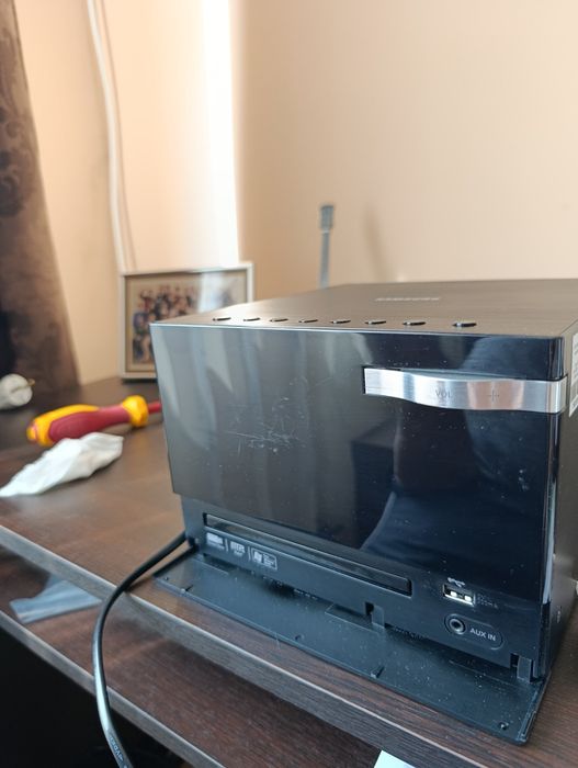 HI-FI Стерео уредба Samsung MM-E320.    Ripping CD to USB/ Bluetooth adapter