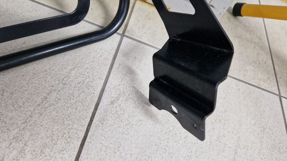 Grilaj metalic separator animale,bagaje portbagaj auto