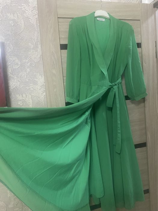 Платья новые 5000тенге