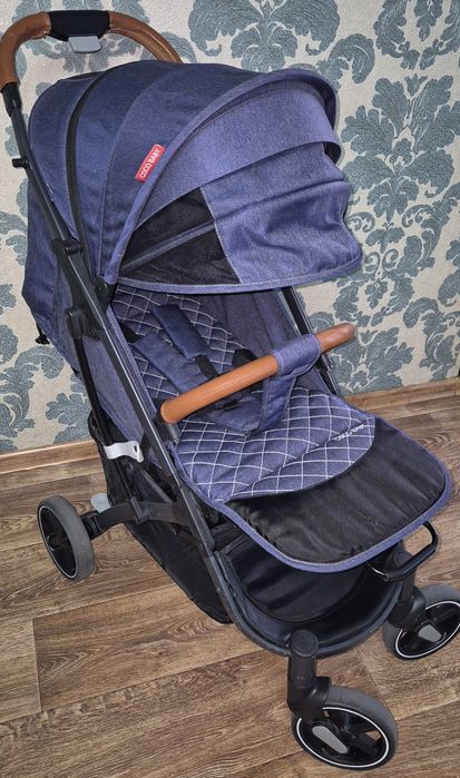 Продам коляску COCO BABY