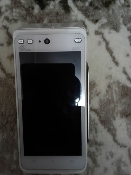 Kassavoy aparat sotiadi