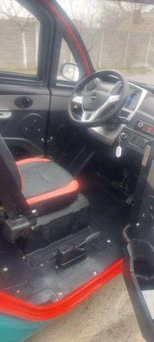 Masina electrica Kuba City