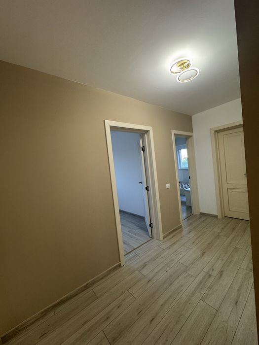 Inchiriez apartament nou  3 camere CUG