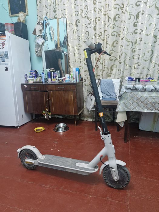 Mi Electric Scoter 3
