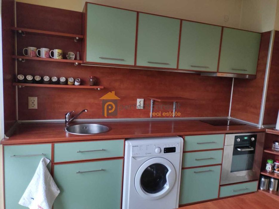 Продава се Тристаен апартамент в Пловдив, Кючук Париж - 82 кв.м за 1568 €/кв.м - Снимка #1