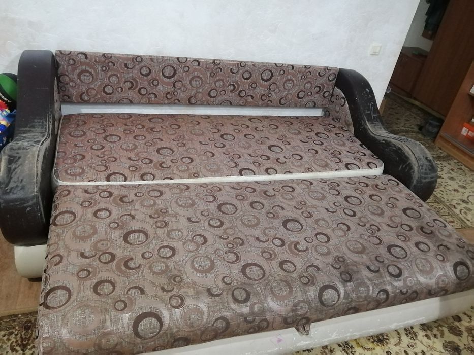 Продам диван б/у