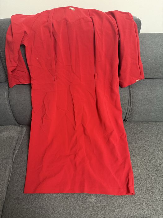 Rochie rosie ca noua. O singura purtare, marimea 44