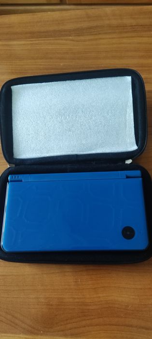 Nintendo DSi LL japoneza