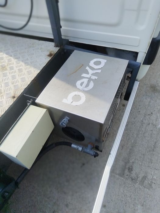 Компресор и каросерия за влекач