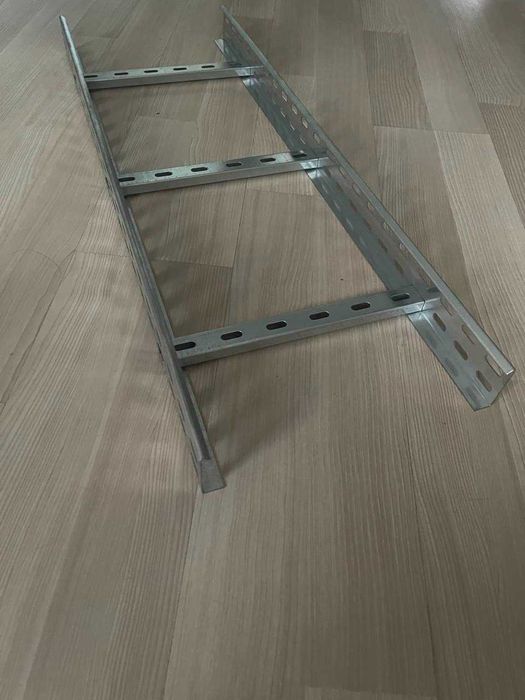 Лестничный лоток прямой 400х50х3000, 1,2мм