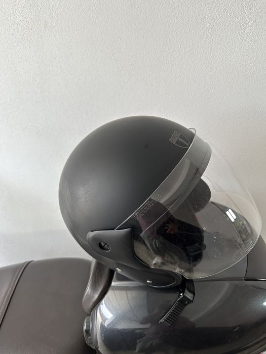 Casca moto alba si neagra!