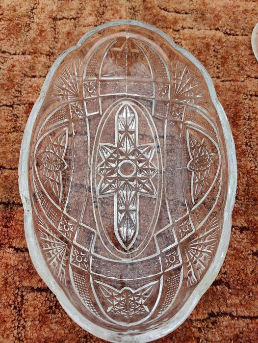 Fructiere din sticlă