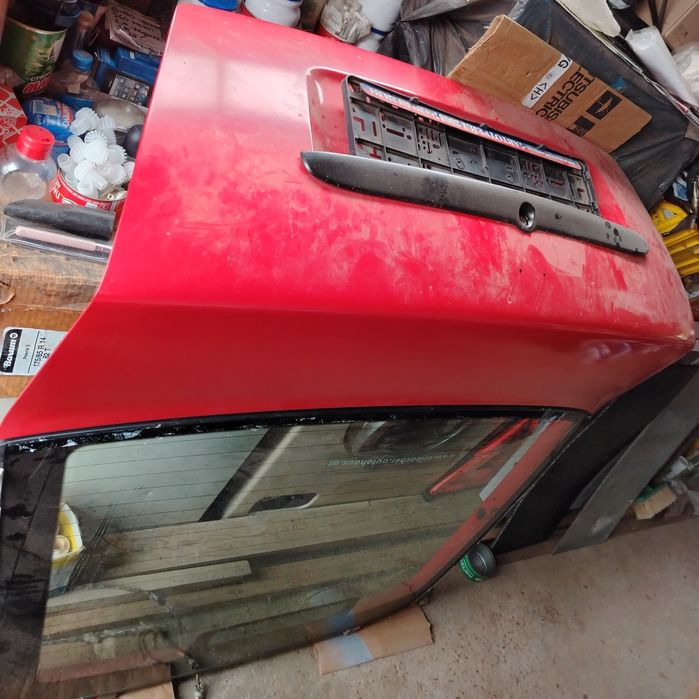 Заден капак за Шкода Октавия 2003година