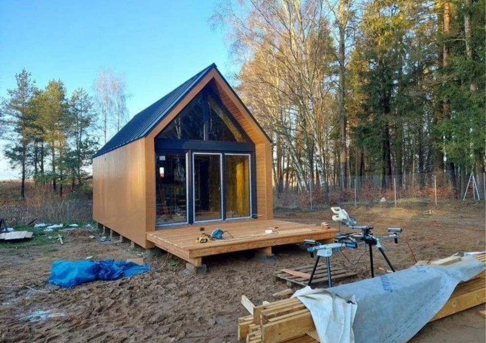 Construim cabane din lemn (acceptam variante auto)