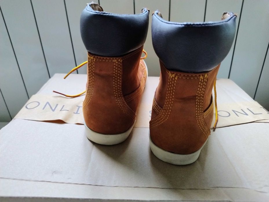 Боти 38 номер, нови Timberland