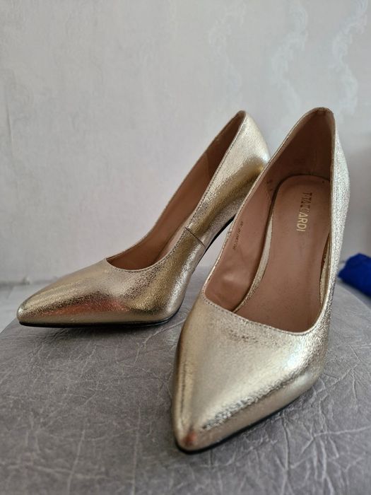 Продам Туфли женские