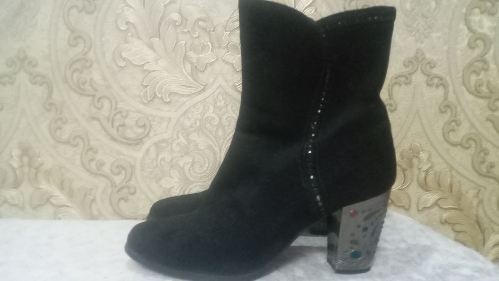 Продам женский обуви