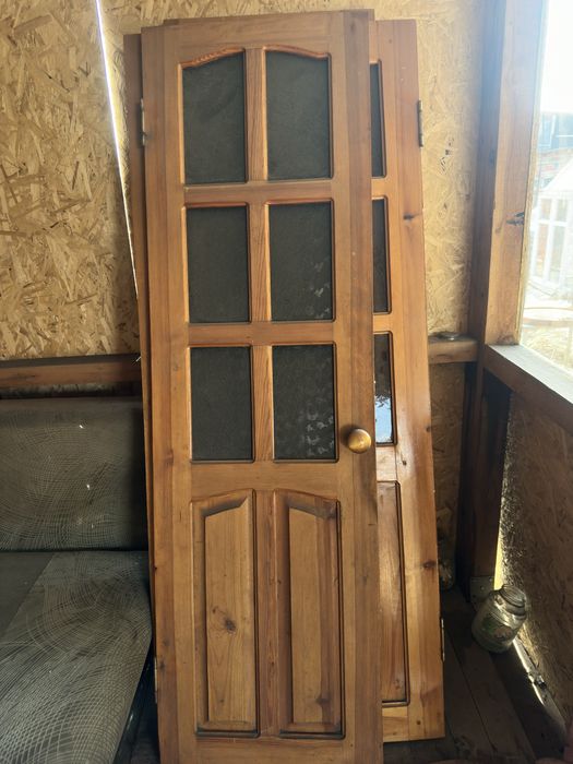 Продам двери межкомнатный деревяный