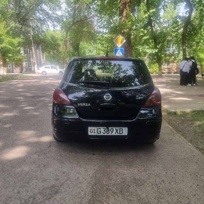 Nissan Tiida 2008