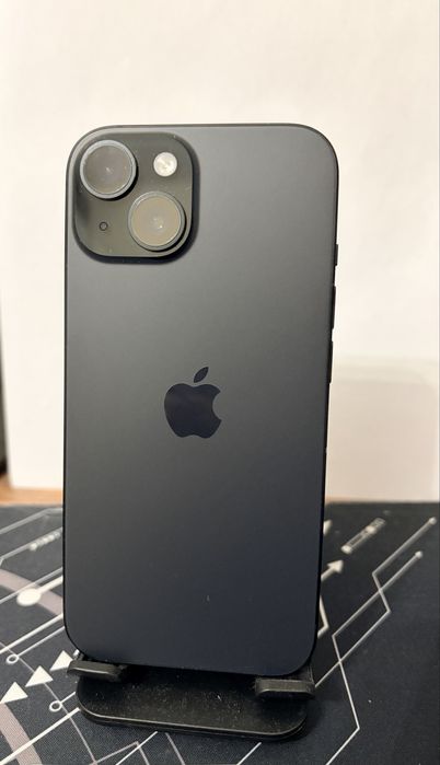 iPhone 15 128GB