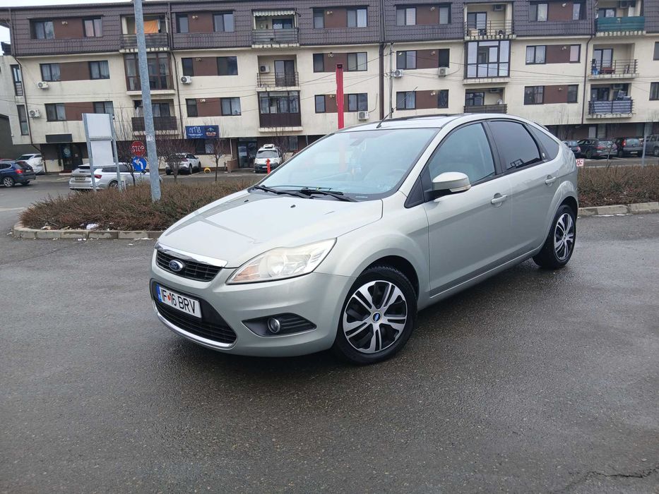 FORD Focus 2010 — imagine 8