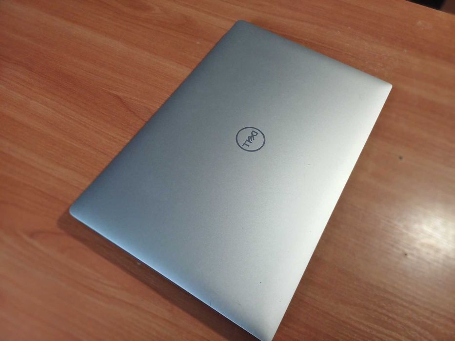 Dell Precision 5530 IPS/Core i7-8850H/Quadro P1000/16GB DDR4/512GB SSD