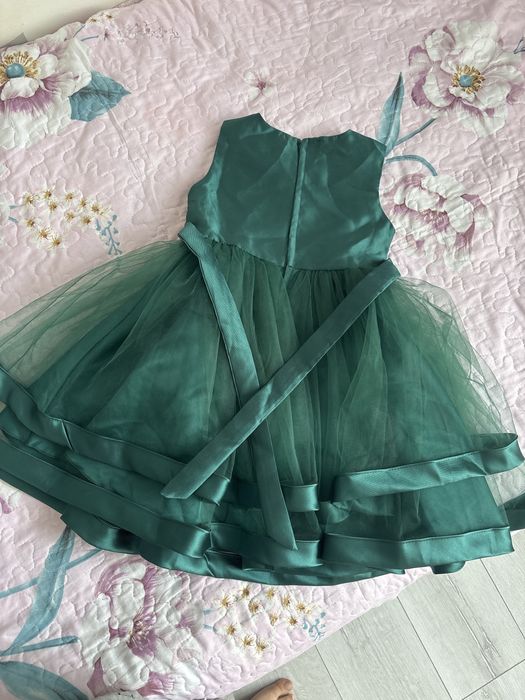 Платье для девочки на рост 120