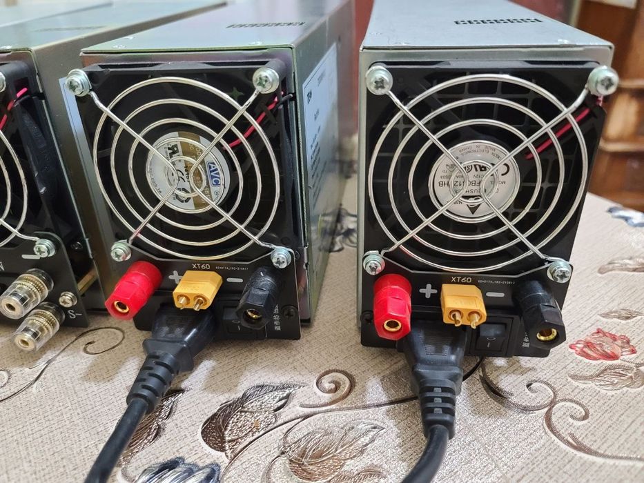 Мощное лабораторное блокпитание и умное зарядное устройство.