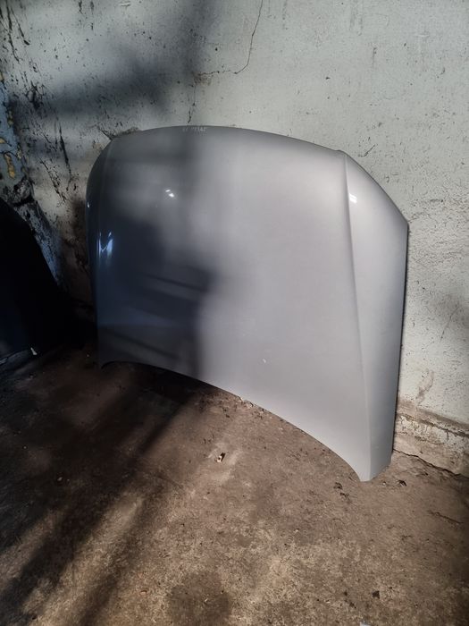 Capota fata Passat B6