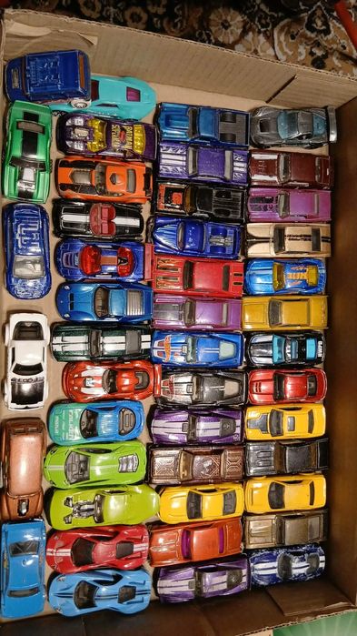 Здравейте продавам една част от личната ми колекция