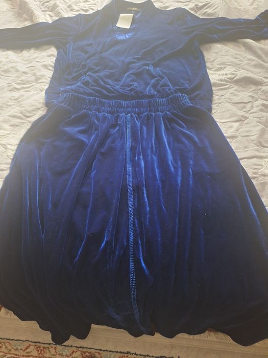 Продам платье и костюм