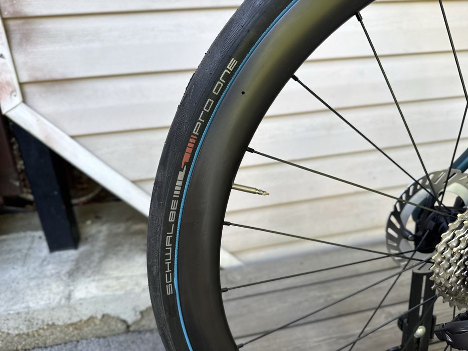 Карбонов шосеен велосипед Colnago V3 Disc Carbon – Blue/Gold