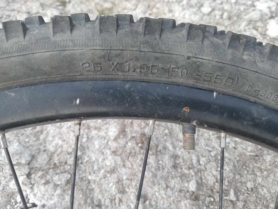 Vand două genți pe 26 cu disc