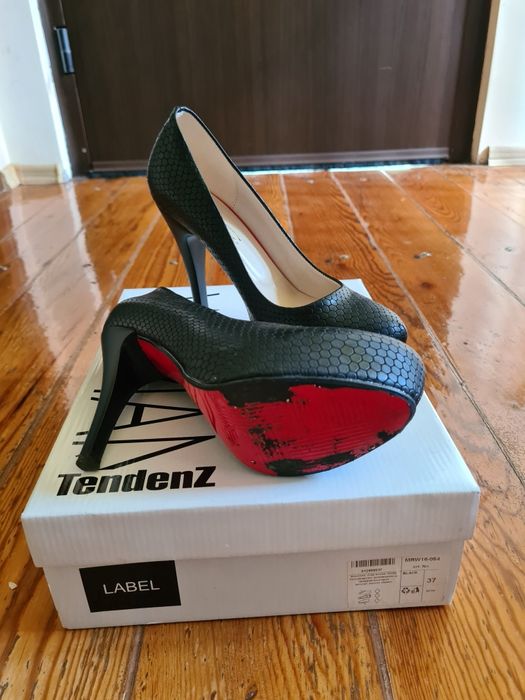 Дамски обувки Tendenz