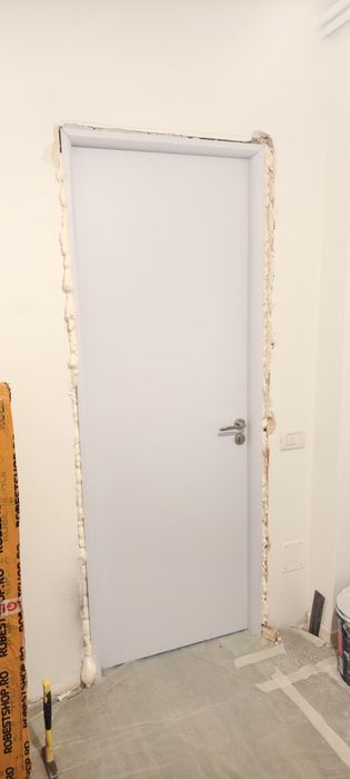5 usi de interior apartament