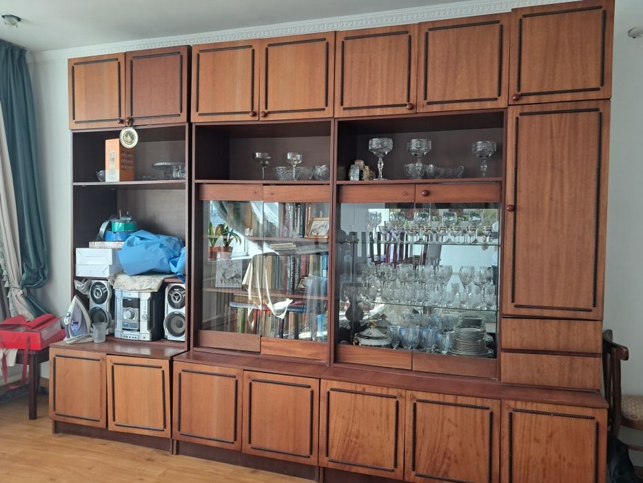 Стенка для  Зала