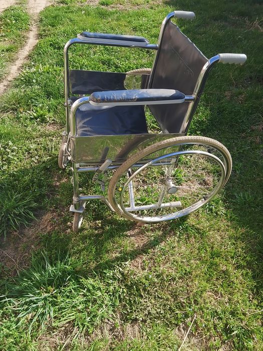 Коляска без камер