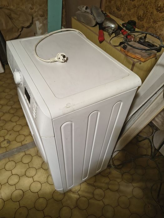 Пералнята идизит